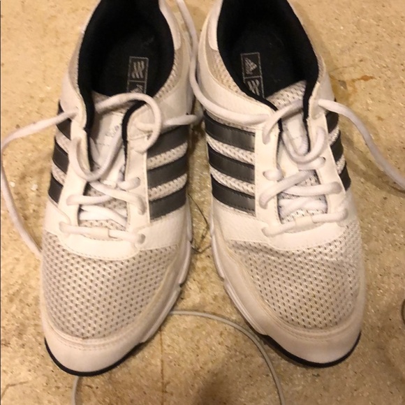 Adidas white and silver traxion cleats size 4 - Picture 2 of 6